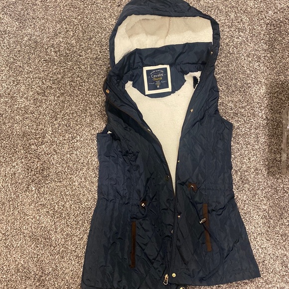 Jacket - Picture 1 of 3